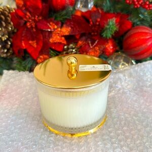 Thymes Frasier Fir Candle - Gilded Frosted Wood Grain Jar Candle médium 9oz